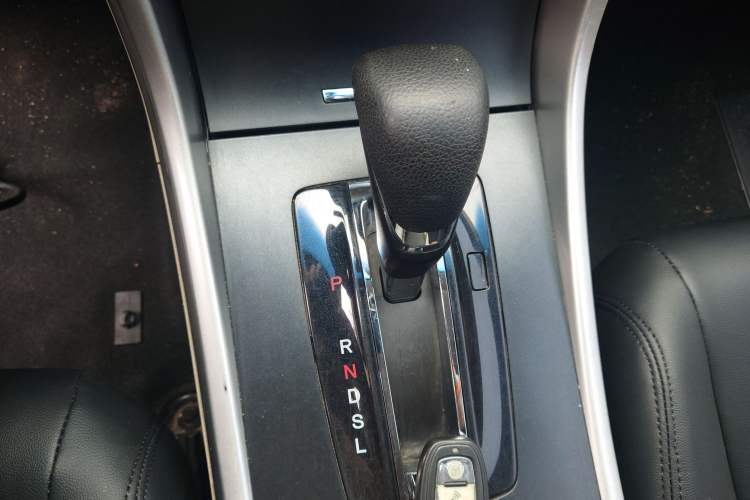 Used Honda Accord 2015 2.0L LX Comfort Edition Gear Lever