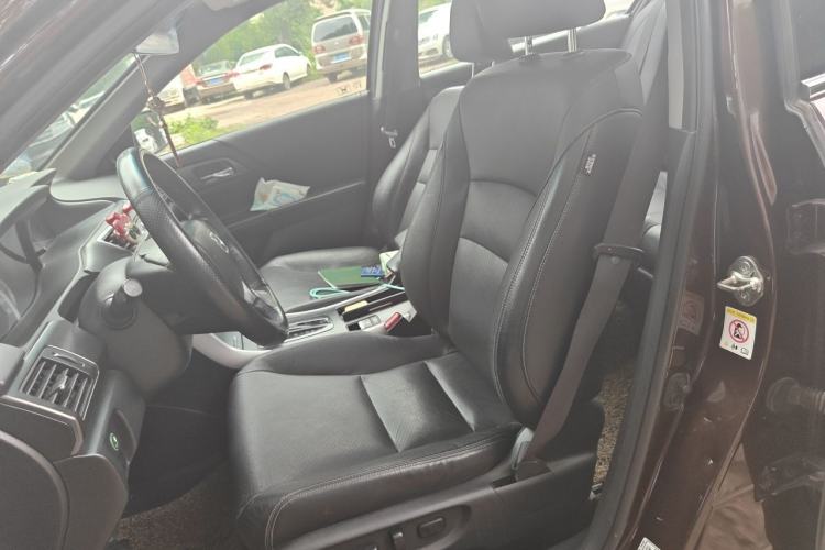 Used Honda Accord 2015 2.0L LXS Elite Edition Left Front Seat