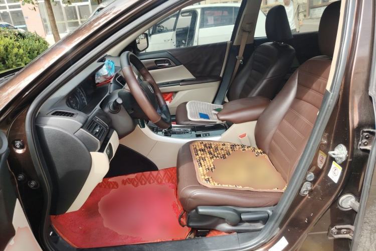Used Honda Accord 2015 2.0L LX Comfort Edition Left Front Seat