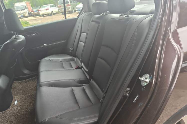 Used Honda Accord 2015 2.0L LXS Elite Edition Left Rear Seat