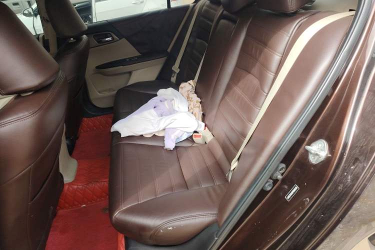 Used Honda Accord 2015 2.0L LX Comfort Edition Left Rear Seat
