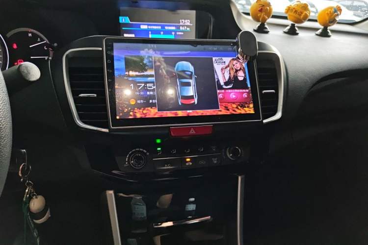 Used Honda Accord 2016 2.0L Comfort Edition Audio And AC Panel