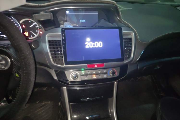 Used Honda Accord 2016 2.0L Comfort Edition Audio And AC Panel