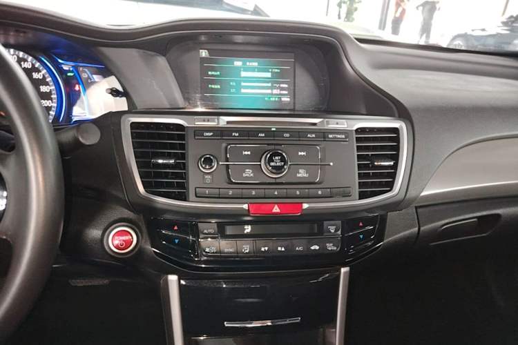 Used Honda Accord 2016 Hybrid 2.0L Sharp Edition Audio And AC Panel