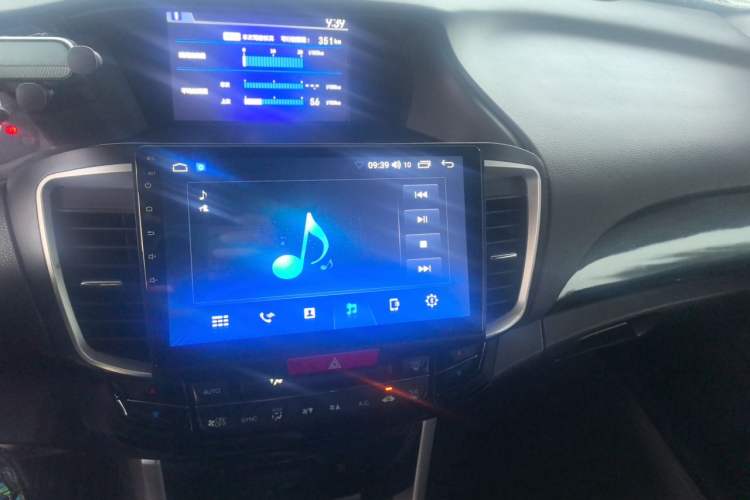 Used Honda Accord 2016 2.0L Elite Edition Audio And AC Panel