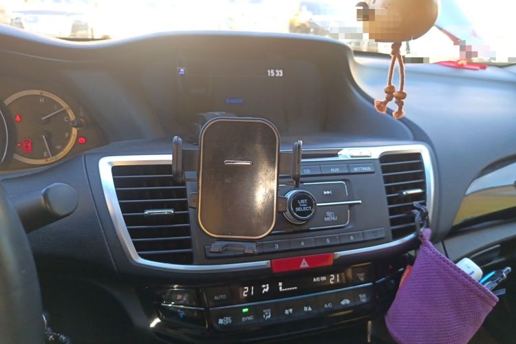 Used Honda Accord 2016 2.0L Elite Edition Audio And AC Panel