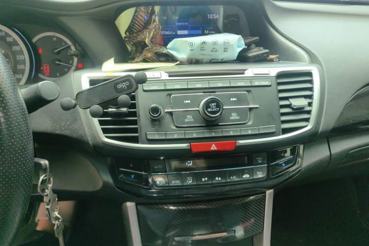 Used Honda Accord 2016 2.0L Elite Edition Audio And AC Panel