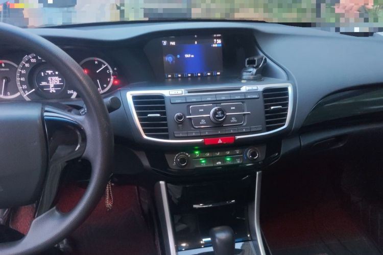 Used Honda Accord 2016 2.0L Comfort Edition Audio And AC Panel