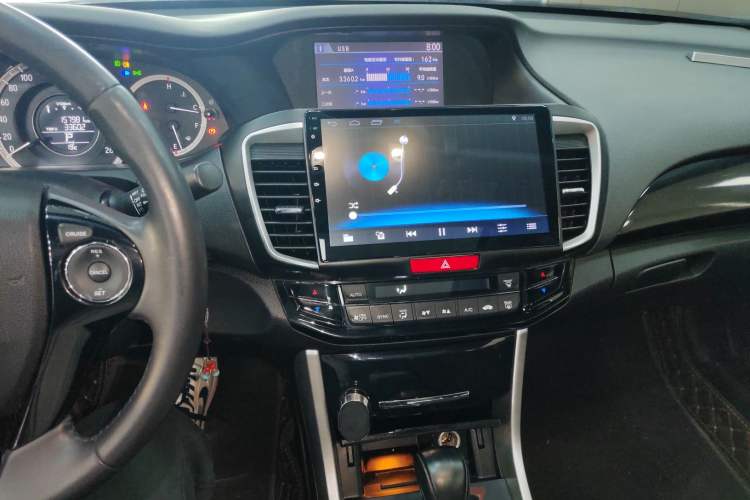 Used Honda Accord 2016 2.0L Elite Edition Audio And AC Panel