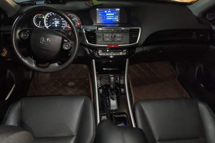 Used Honda Accord 2016 2.0L Elite Edition Center Console