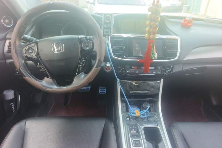 Used Honda Accord 2016 Hybrid 2.0L Rui Ling Edition Center Console