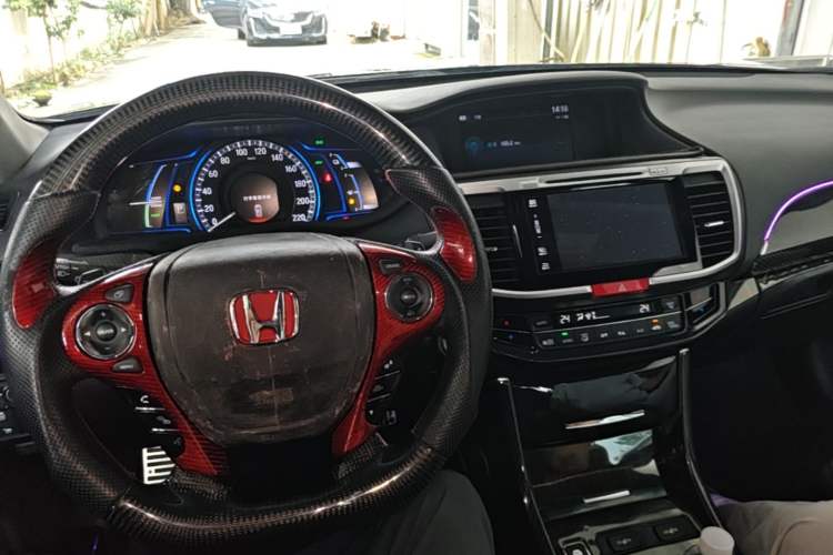 Used Honda Accord 2016 Hybrid 2.0L Rui Ling Edition Center Console