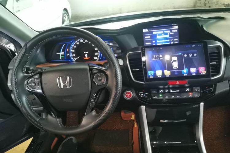 Used Honda Accord 2016 Hybrid 2.0L Sharp Edition Center Console