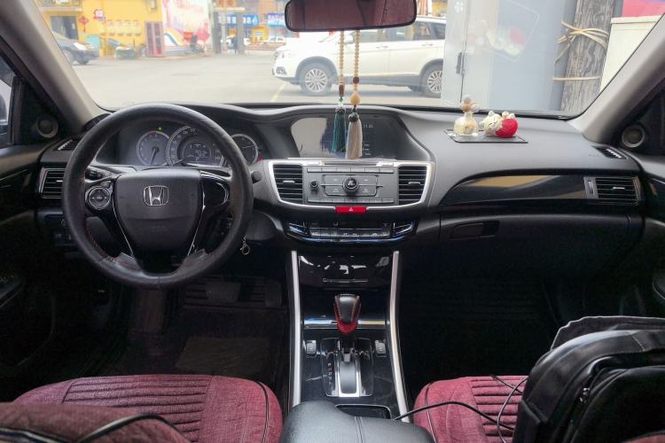Used Honda Accord 2016 2.0L Elite Edition Center Console