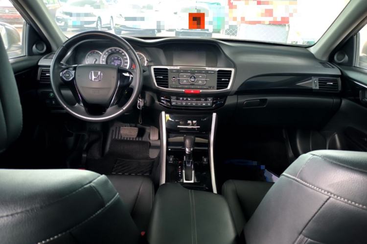 Used Honda Accord 2016 2.0L Elite Edition Center Console