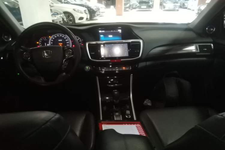 Used Honda Accord 2016 2.4L Prestige Edition Center Console