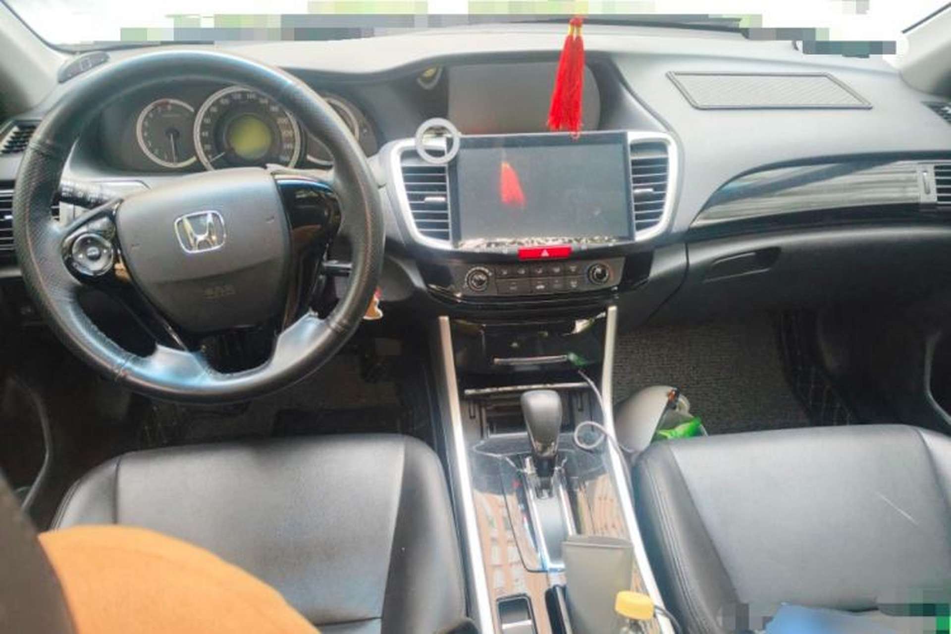 Used Honda Accord 2016 2.0L Comfort Edition Center Console