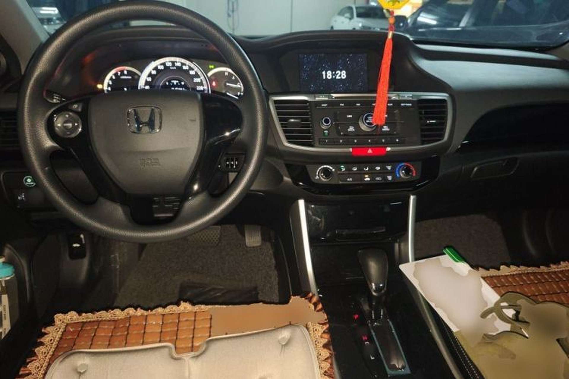 Used Honda Accord 2016 2.0L Comfort Edition Center Console
