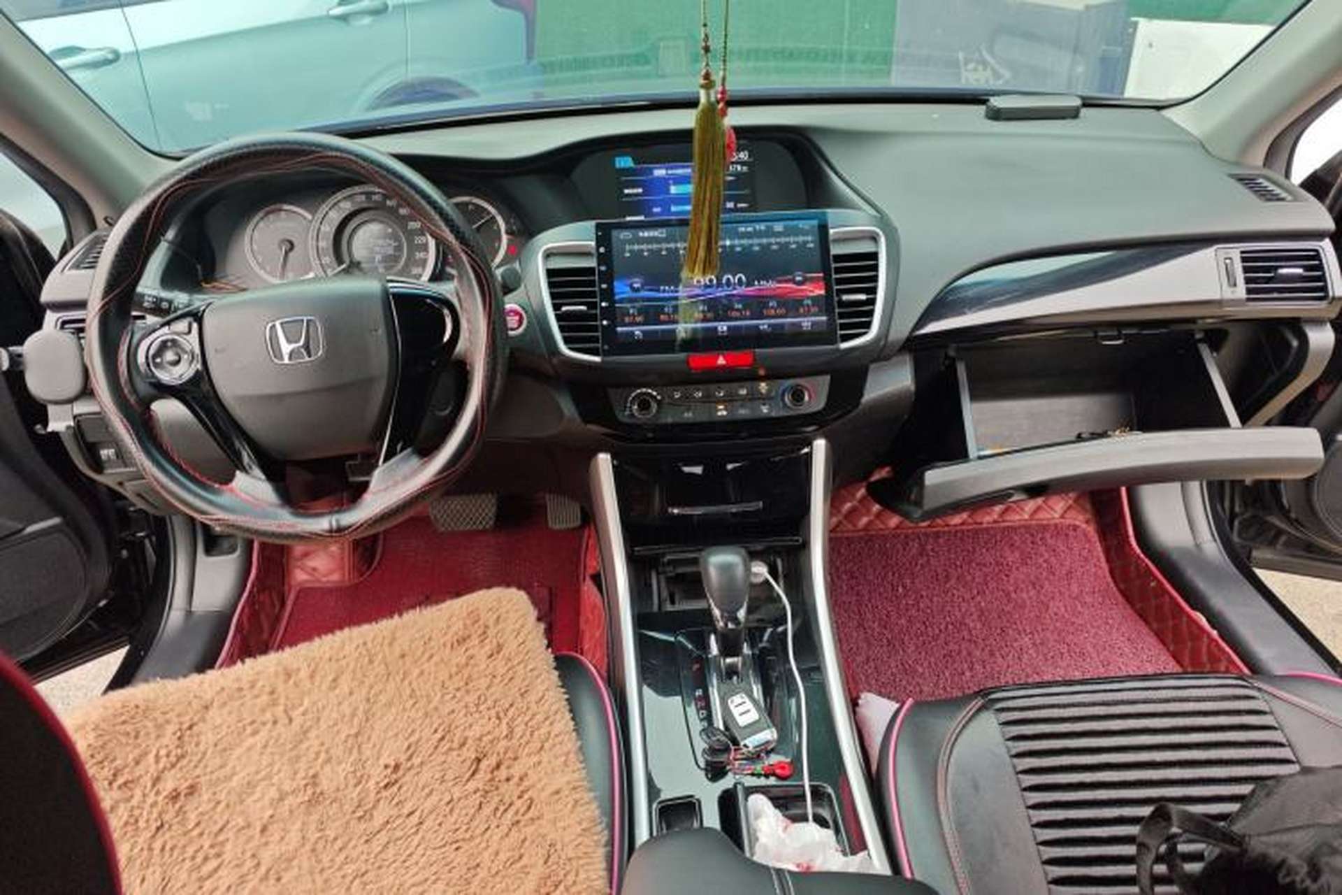 Used Honda Accord 2016 2.0L Comfort Edition Center Console