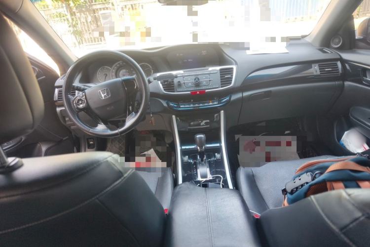 Used Honda Accord 2016 2.0L Elite Edition Center Console