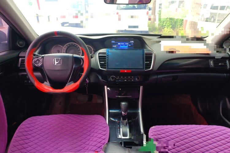 Used Honda Accord 2016 2.0L Comfort Edition Center Console