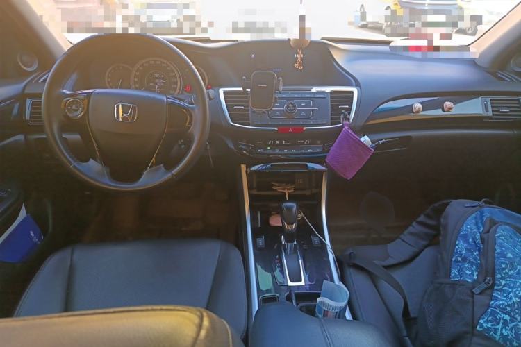 Used Honda Accord 2016 2.0L Elite Edition Center Console