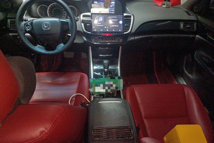 Used Honda Accord 2016 2.0L Comfort Edition Center Console