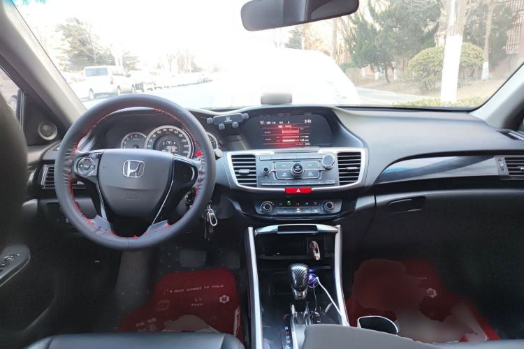 Used Honda Accord 2016 2.0L Elite Edition Center Console