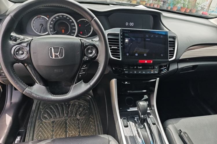 Used Honda Accord 2016 2.4L Zhi Rui Edition Center Console