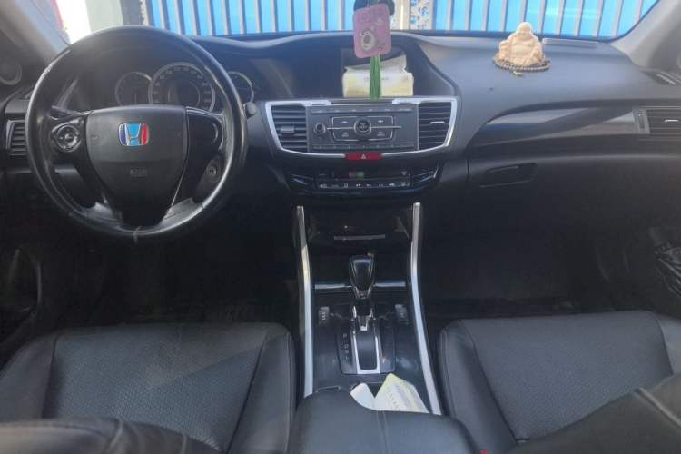 Used Honda Accord 2016 2.0L Elite Edition Center Console