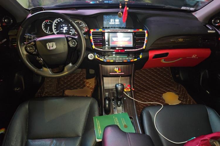 Used Honda Accord 2016 2.4L Luxury Edition Center Console