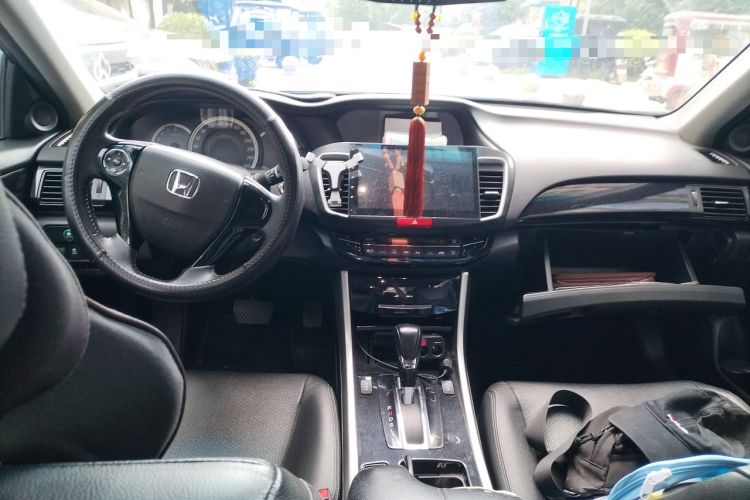 Used Honda Accord 2016 2.0L Elite Edition Center Console