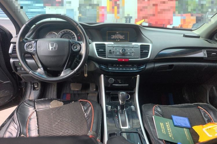 Used Honda Accord 2016 2.0L Luxury Edition Center Console