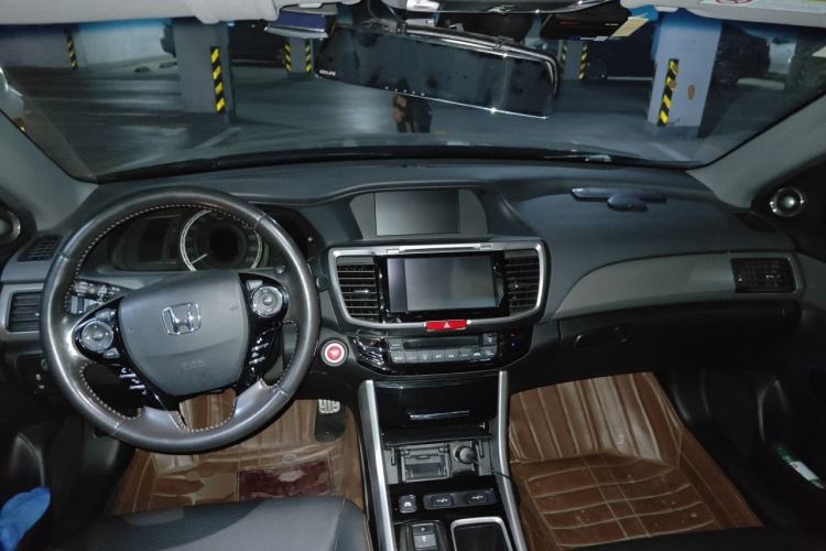 Used Honda Accord 2016 Hybrid 2.0L Rui Ling Edition Center Console