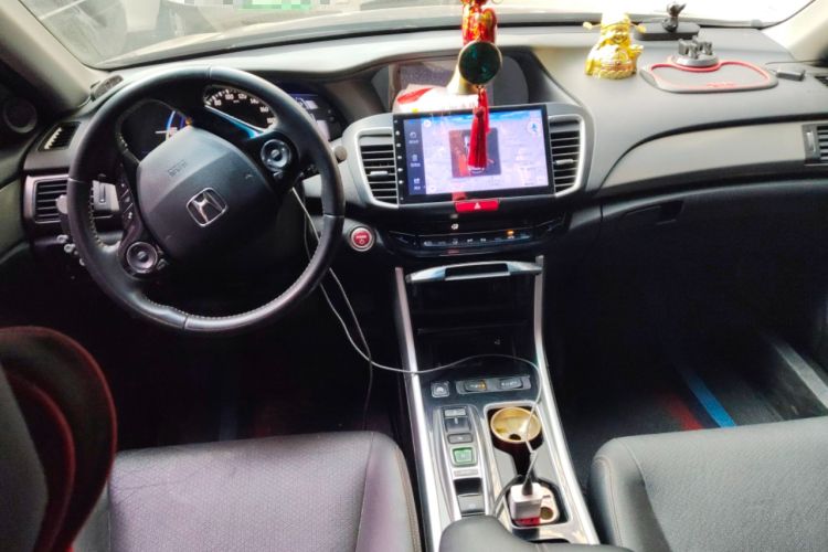Used Honda Accord 2016 Hybrid 2.0L Sharp Edition Center Console