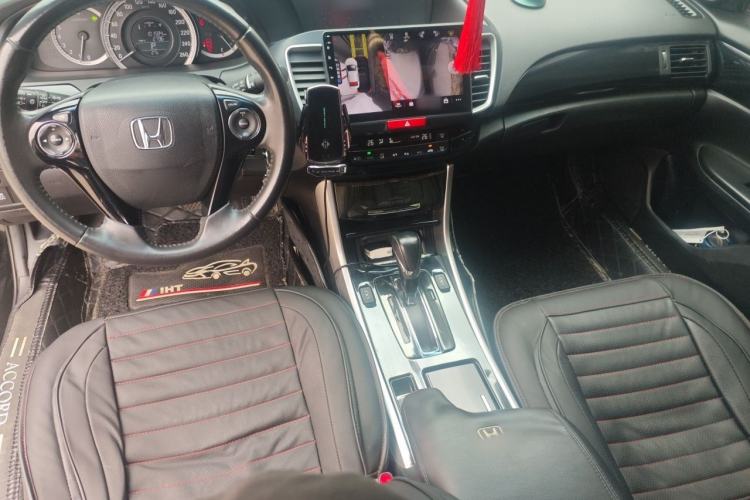 Used Honda Accord 2016 2.0L Elite Edition Center Console