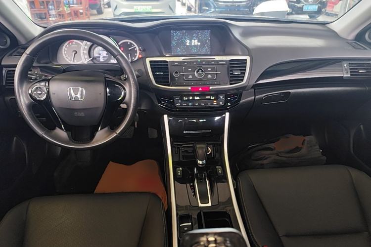 Used Honda Accord 2016 2.0L Elite Edition Center Console