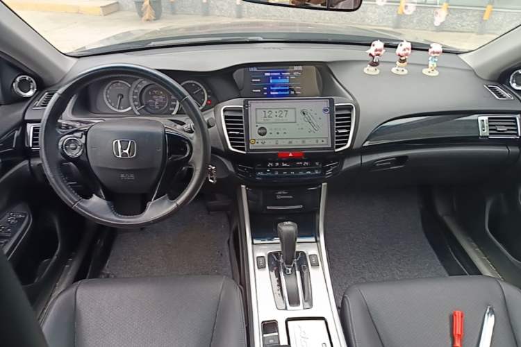 Used Honda Accord 2016 2.0L Elite Edition Center Console