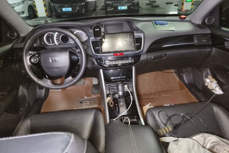 Used Honda Accord 2016 2.0L Elite Edition Center Console