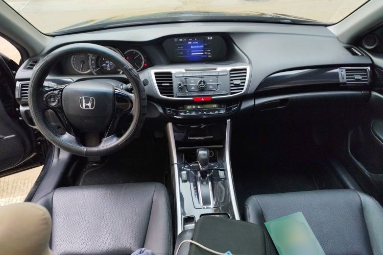 Used Honda Accord 2016 2.0L Elite Edition Center Console