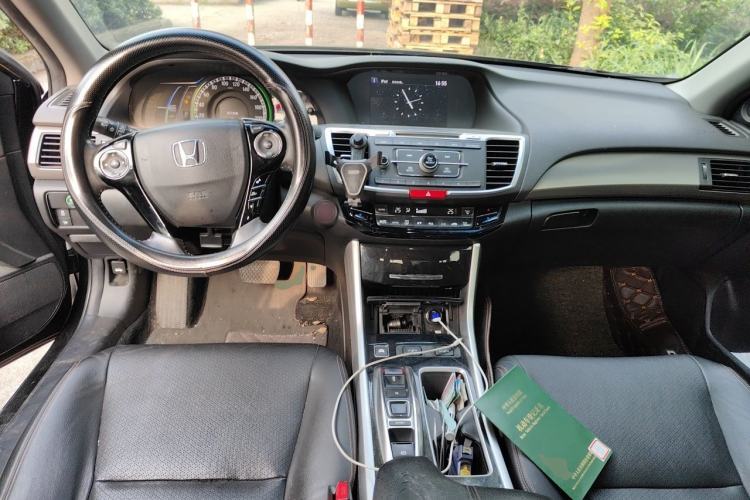 Used Honda Accord 2016 Hybrid 2.0L Sharp Edition Center Console