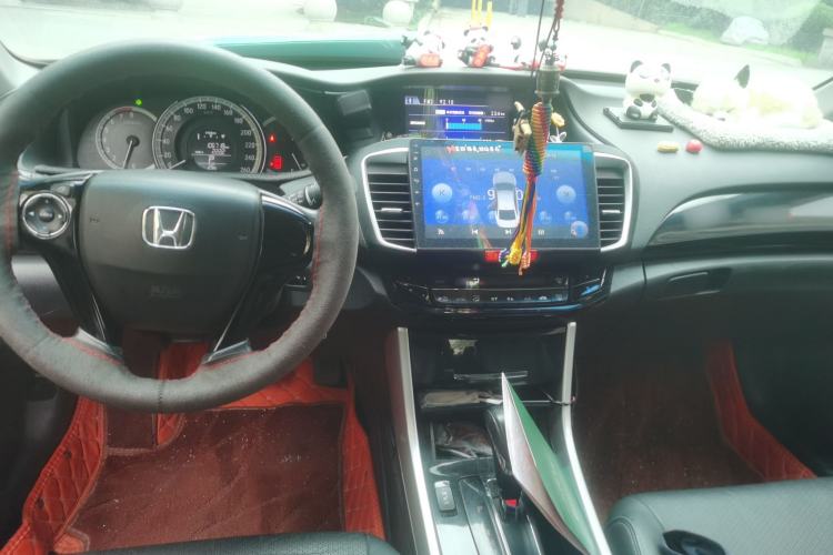 Used Honda Accord 2016 2.0L Elite Edition Center Console