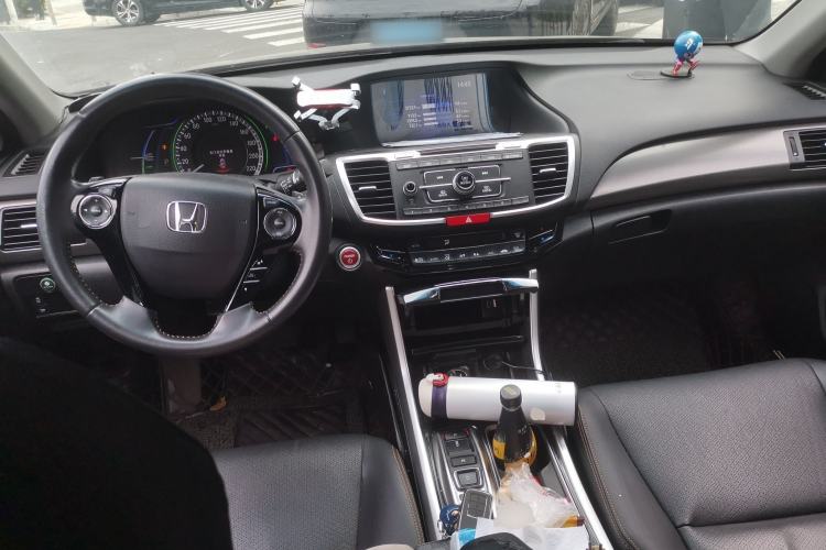 Used Honda Accord 2016 Hybrid 2.0L Sharp Edition Center Console