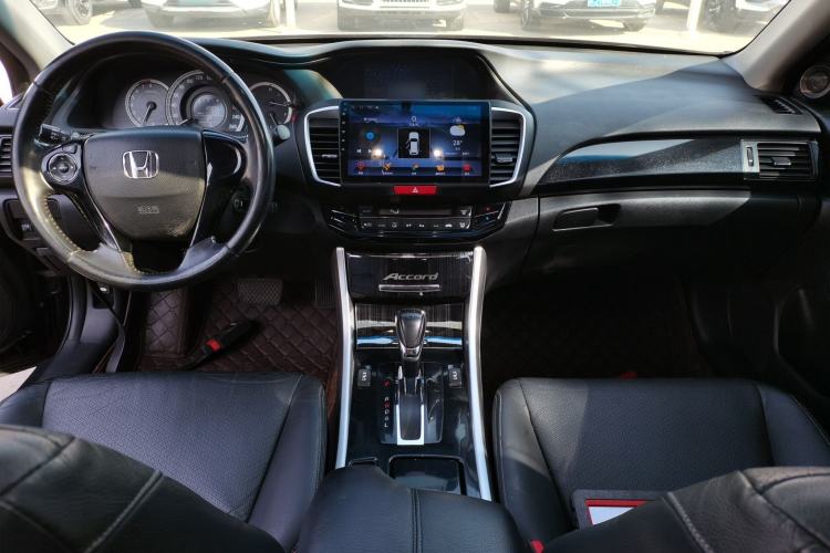 Used Honda Accord 2016 2.0L Elite Edition Center Console