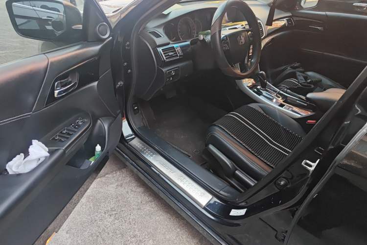 Used Honda Accord 2016 2.0L Comfort Edition Driver Seat