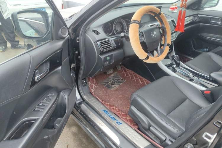 Used Honda Accord 2016 2.0L Elite Edition Driver Seat