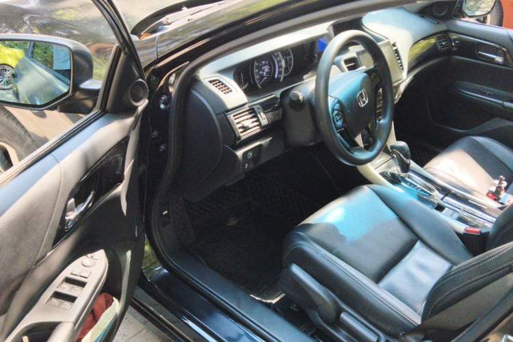 Used Honda Accord 2016 2.0L Comfort Edition Driver Seat