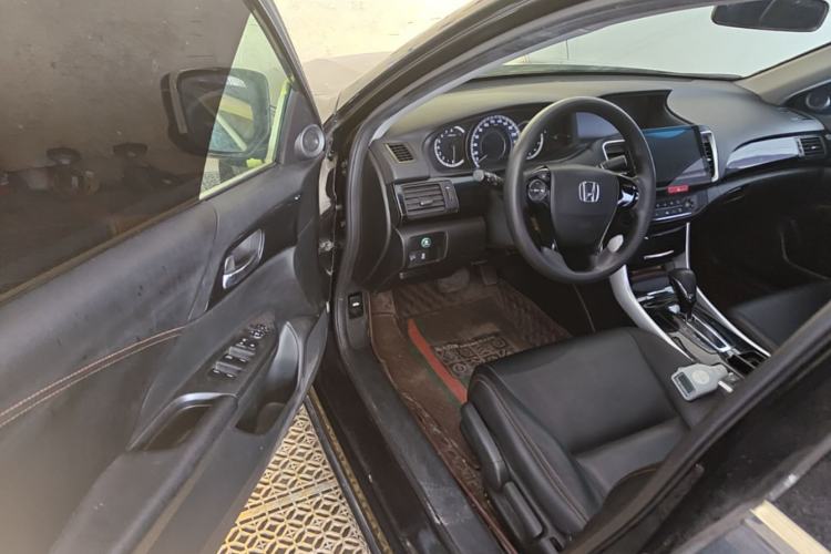 Used Honda Accord 2016 2.0L Comfort Edition Driver Seat