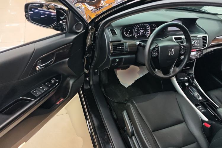 Used Honda Accord 2016 2.4L Comfort Edition Driver Seat