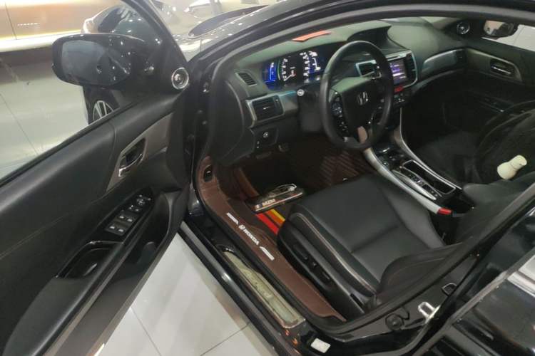 Used Honda Accord 2016 Hybrid 2.0L Rui Ling Edition Driver Seat